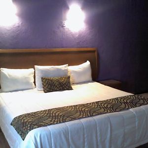 Habitación con Cama King